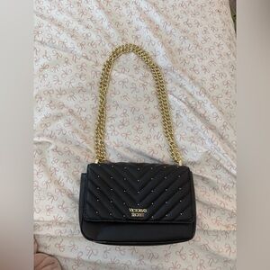 Victoria's Secret Black Quilted Chain Bag With Gold Accents. Can Be Worn 2 Ways